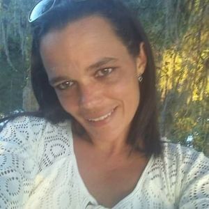 Meet your Posher, Misty medders